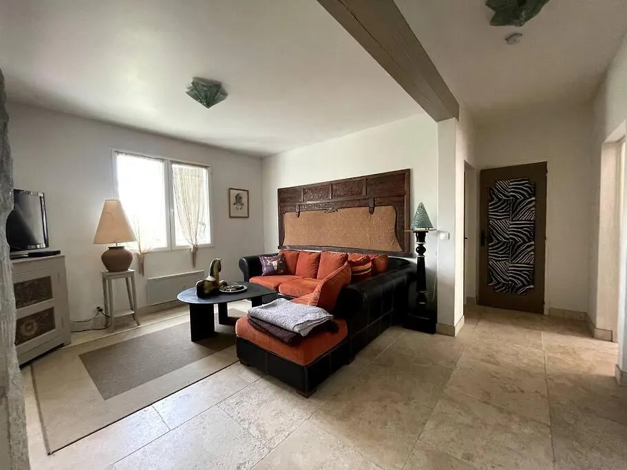 Gites Bois-Mariage Veaux Holiday home