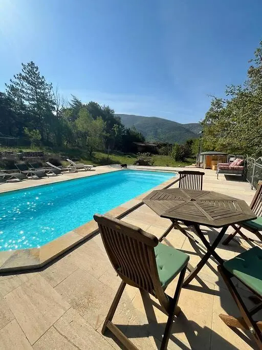 Gites Bois-Mariage Veaux Holiday home