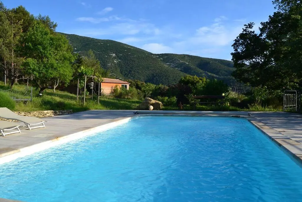 Holiday home Gites Bois-Mariage Veaux